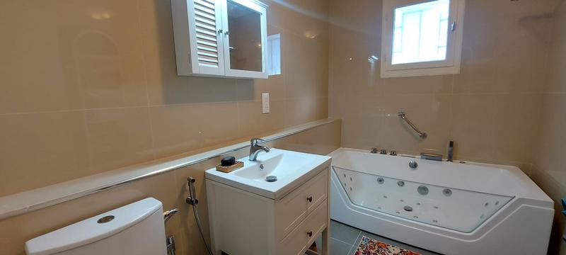 Villa - 209 m² - 8 pièces