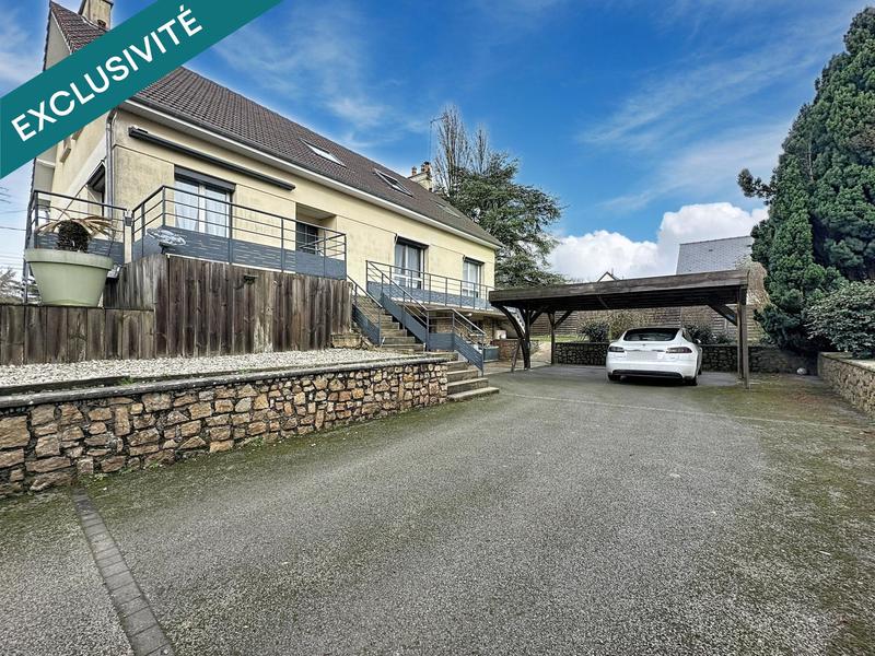 Maison - 165 m² - 9 pièces