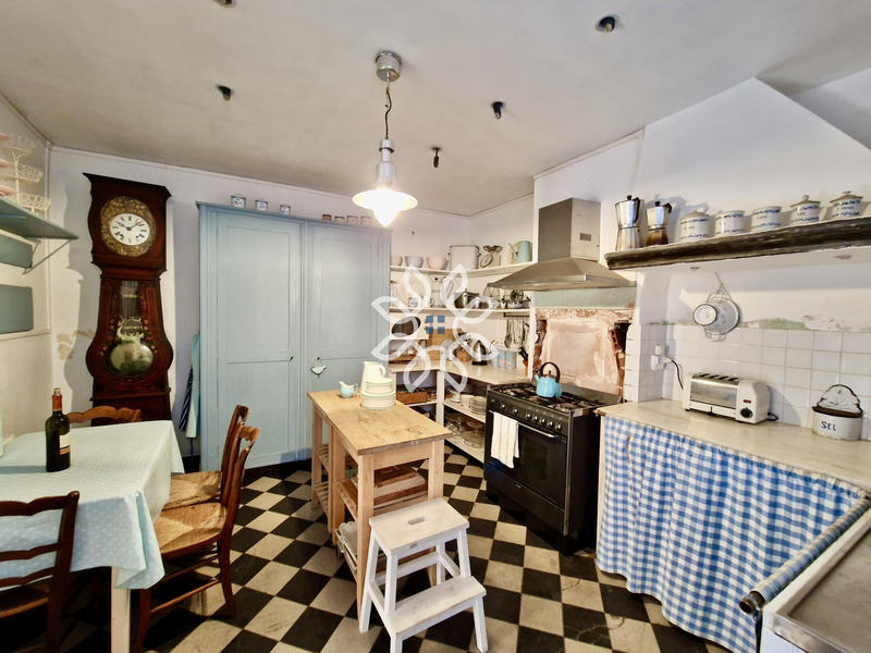 Maison de village - 115 m² - 7 pièces