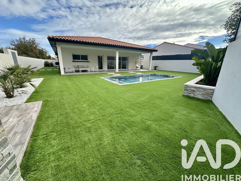 Maison - 163 m² - 6 pièces