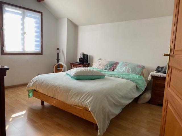 Pavillon - 110 m² - 6 pièces