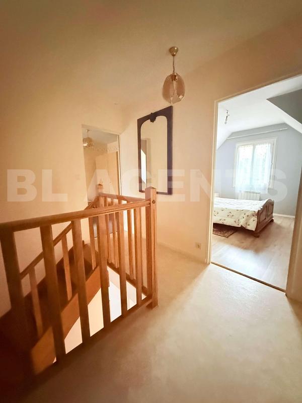 Maison - 100 m² - 5 pièces