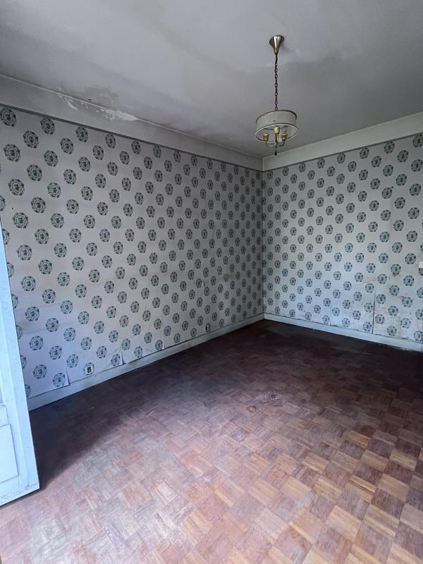 Maison - 185 m² - 7 pièces