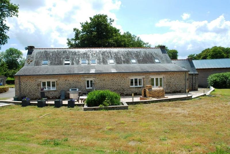 Propriété - 700 m² - 19 pièces