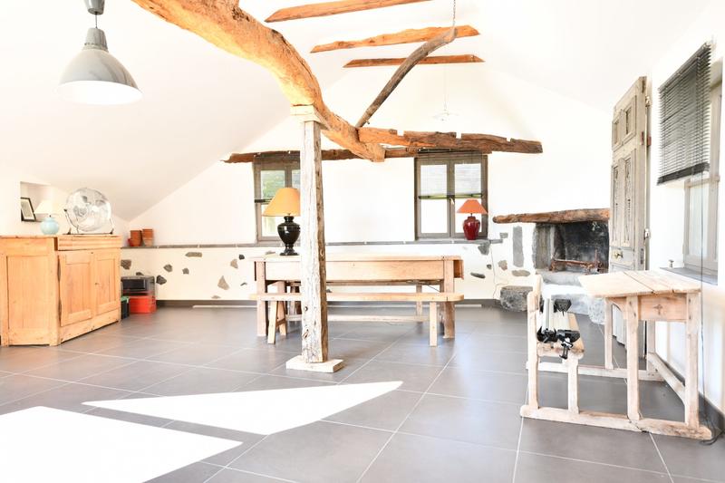 Maison - 390 m² - 12 pièces