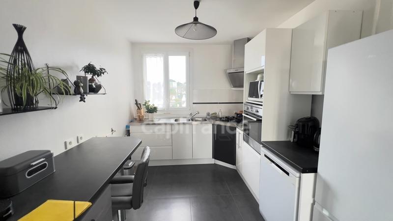 Appartement - 84 m² - 5 pièces