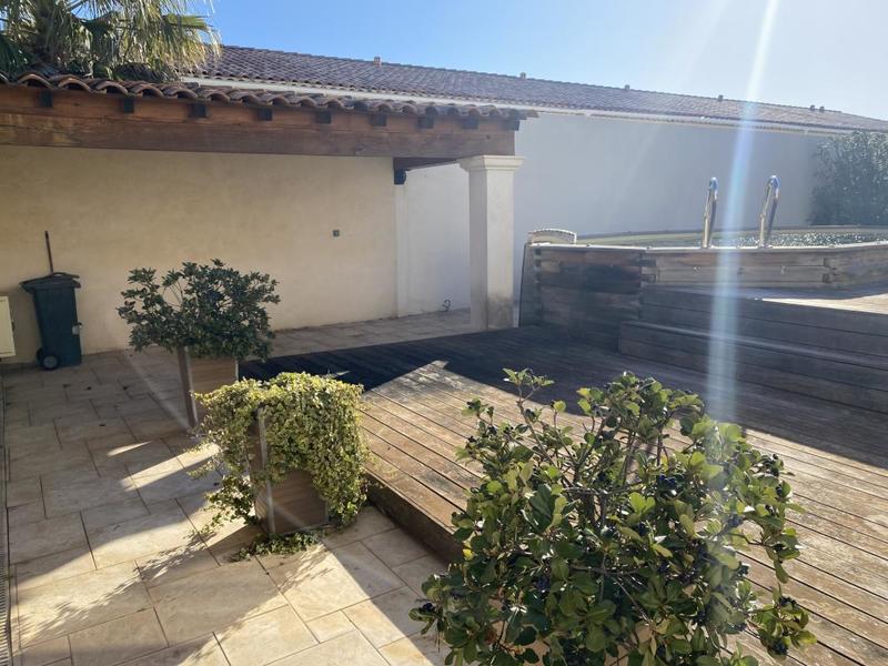 Maison - 170 m² - 5 pièces