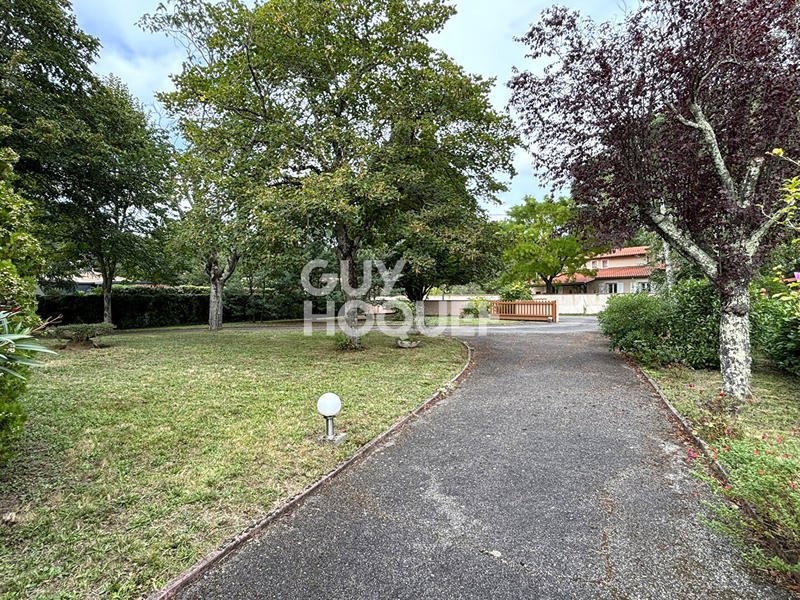 Maison - 190 m² - 6 pièces