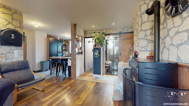 Appartement - 75 m² - 4 pièces