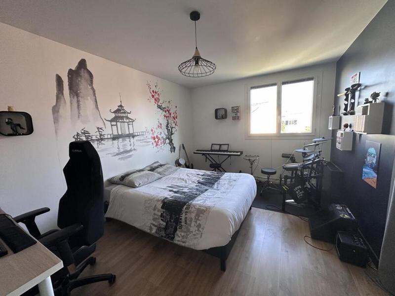 Maison - 143 m² - 6 pièces