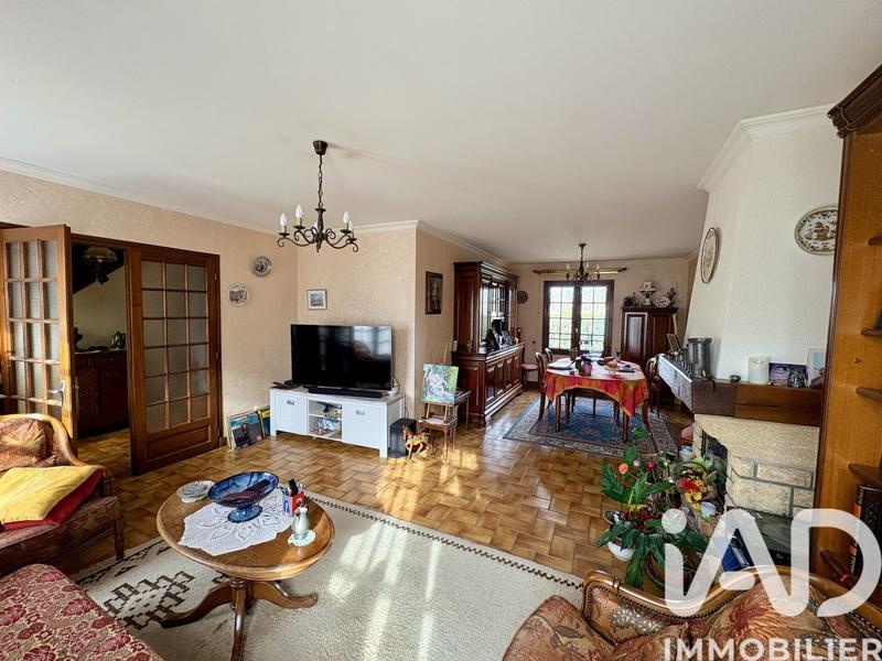 Maison - 142 m² - 6 pièces