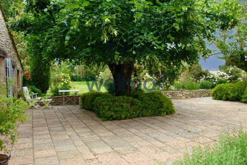 Mas - 350 m² - 10 pièces