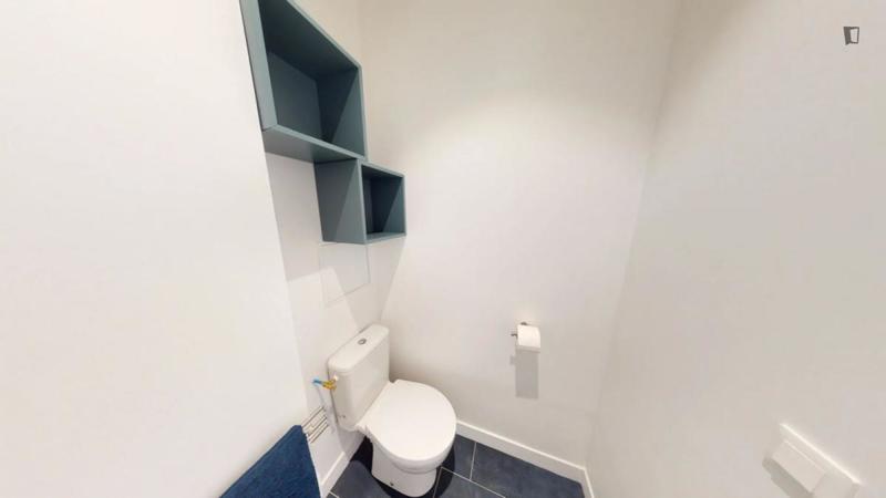 Chambre - 11 m² - 4 pièces