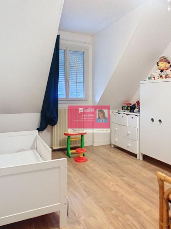 Maison - 95 m² - 5 pièces