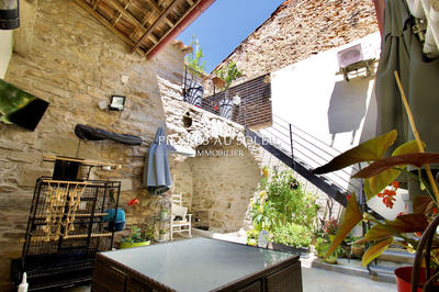 Maison - 200 m² - 4 pièces