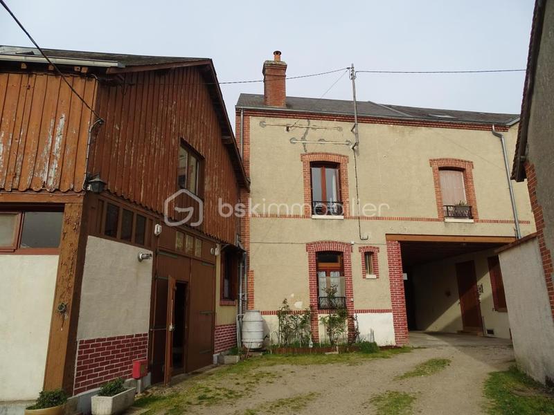 Appartement - 97 m² - 6 pièces