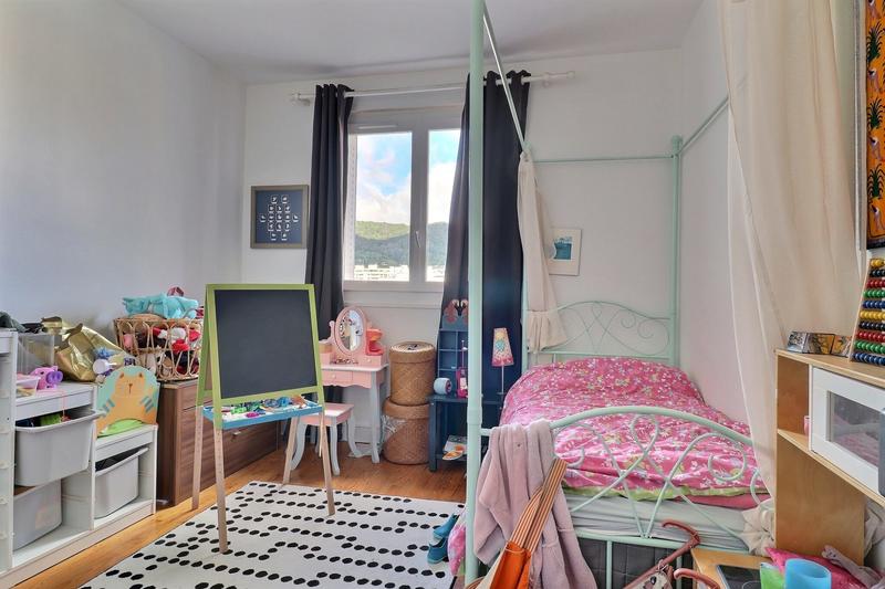 Appartement - 108 m² - 4 pièces