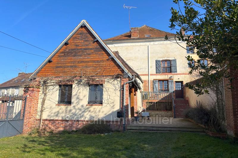 Maison - 203 m² - 6 pièces