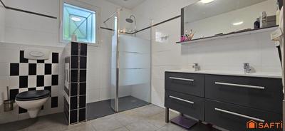 Maison - 151 m² - 6 pièces