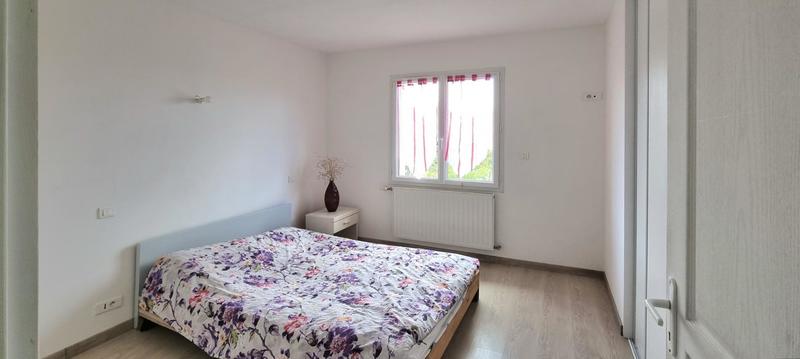 Pavillon - 130 m² - 5 pièces