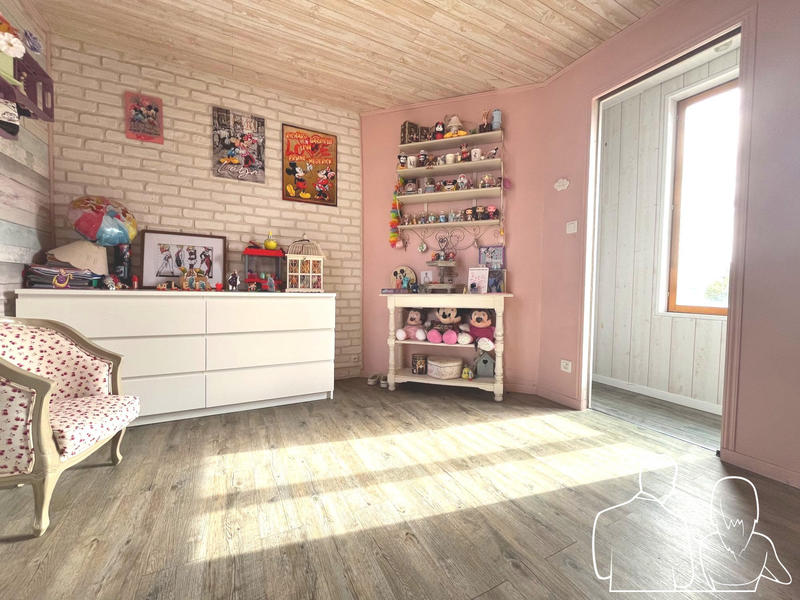 Maison ancienne - 175 m² - 6 pièces