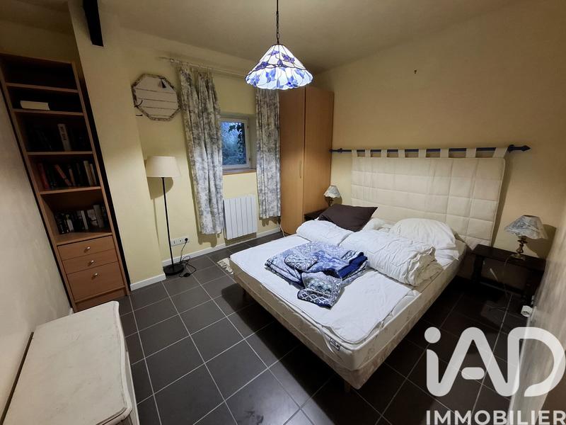 Maison - 438 m² - 16 pièces