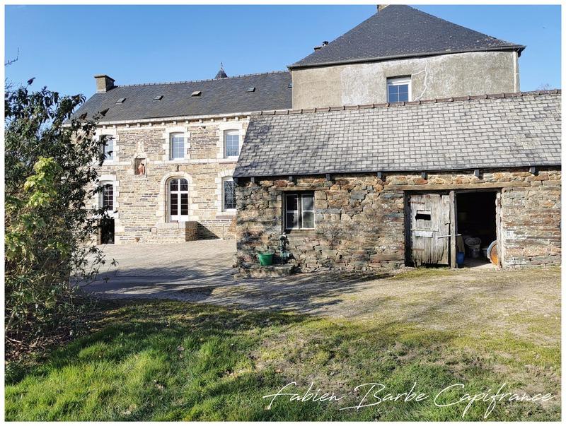 Maison - 260 m² - 7 pièces