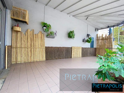 Fonds de commerce - Hôtellerie / Restauration - 200 m²