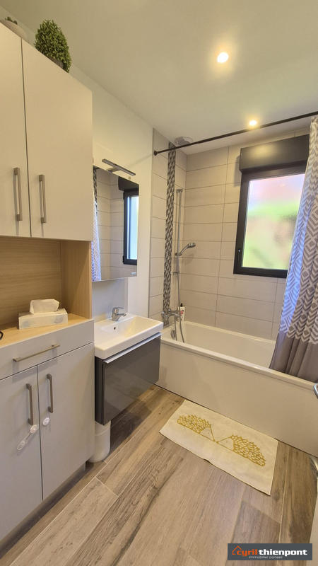 Maison - 140 m² - 7 pièces