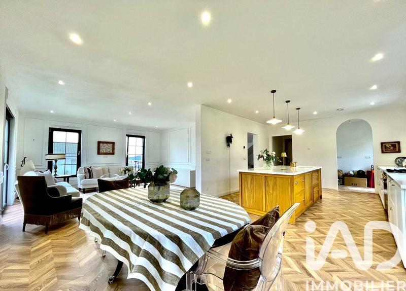Maison - 145 m² - 6 pièces