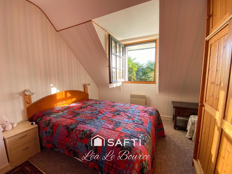 Maison - 140 m² - 7 pièces