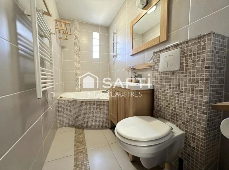 Maison - 363 m² - 7 pièces