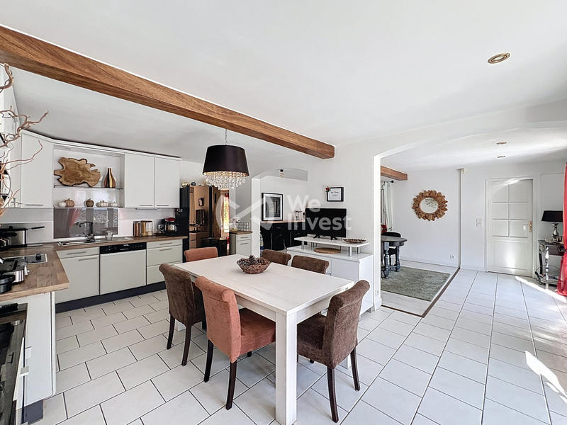 Maison - 190 m² - 6 pièces