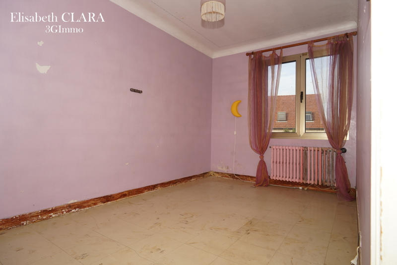 Maison - 96 m² - 5 pièces