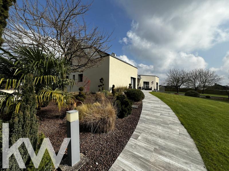 Demeure - 510 m² - 13 pièces