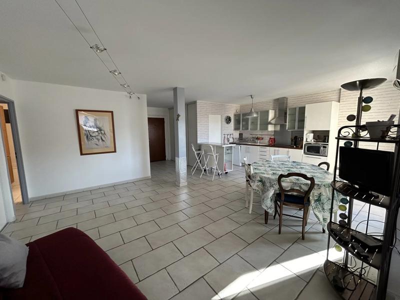 Appartement - 88 m² - 3 pièces