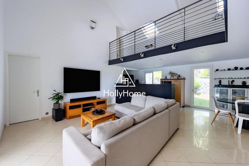 Maison ancienne - 187 m² - 7 pièces