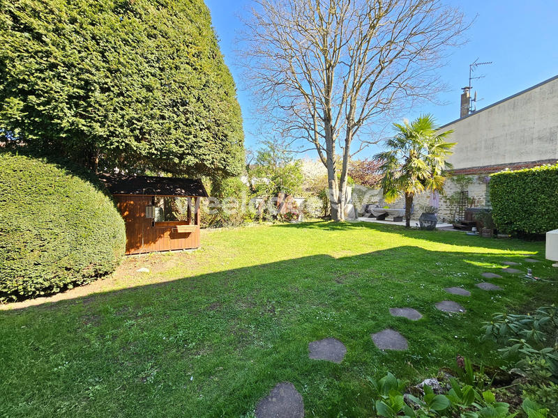 Maison - 130 m² - 7 pièces