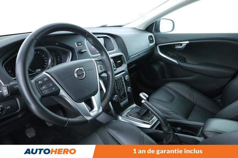 Volvo V40 2.0 T2 Signature Edition 122 ch