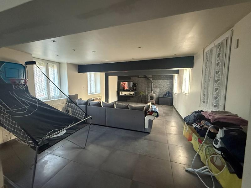 Maison - 143 m² - 6 pièces