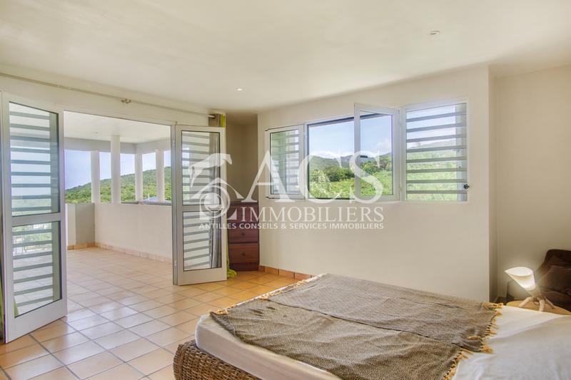 Maison - 321 m² - 8 pièces