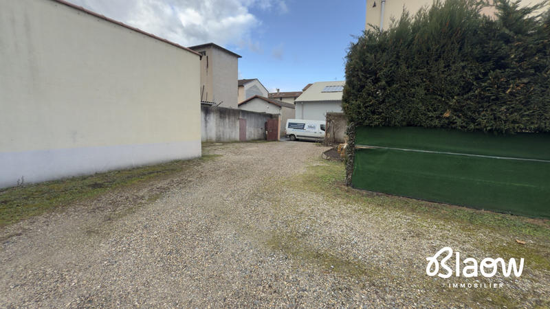 Local d'activités - 300 m²