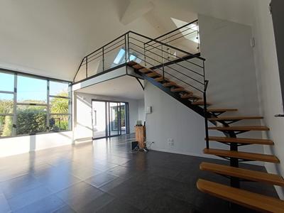 Maison - 200 m² - 5 pièces