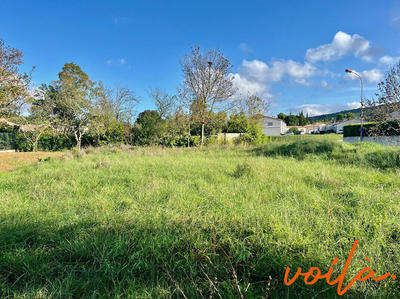 Terrain - 1 075 m²