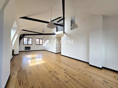 Loft - 91 m² - 2 pièces