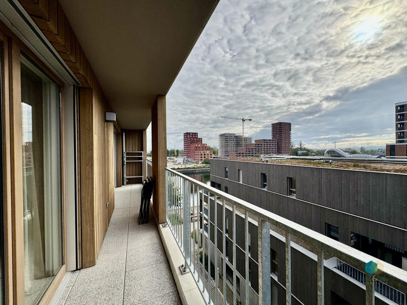 Appartement - 80 m² - 3 pièces