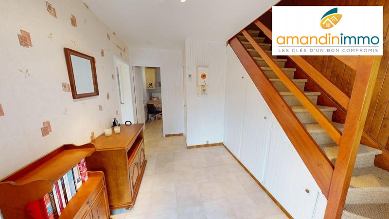 Maison - 90 m² - 5 pièces