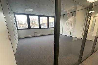 Bureau - 650 m²