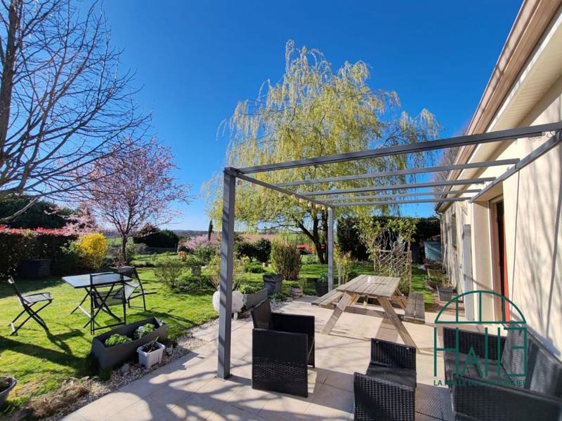 Pavillon - 108 m² - 5 pièces