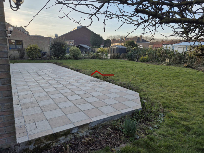 Maison - 168 m² - 9 pièces